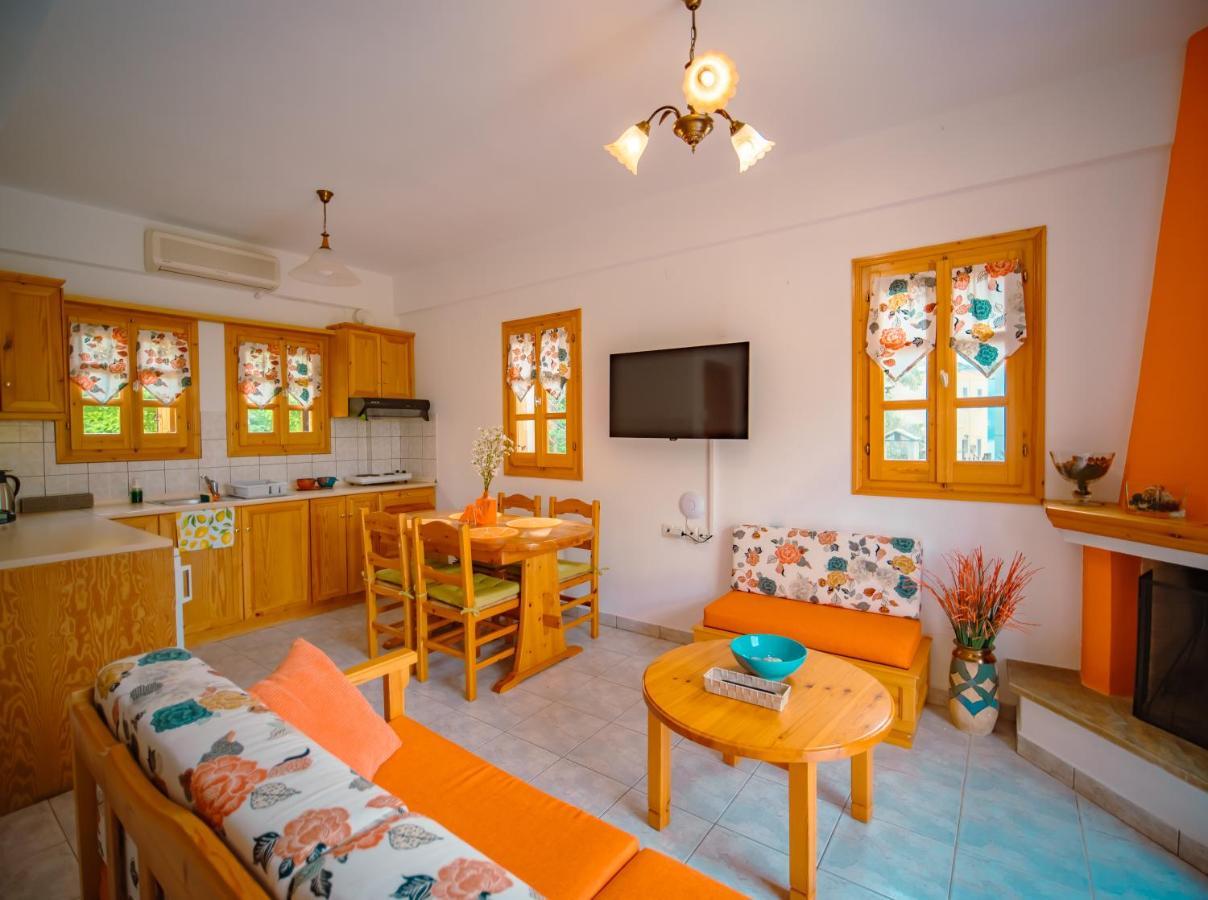 Orange House For Big Families In Damouchari - Delicious Houses Zewnętrze zdjęcie